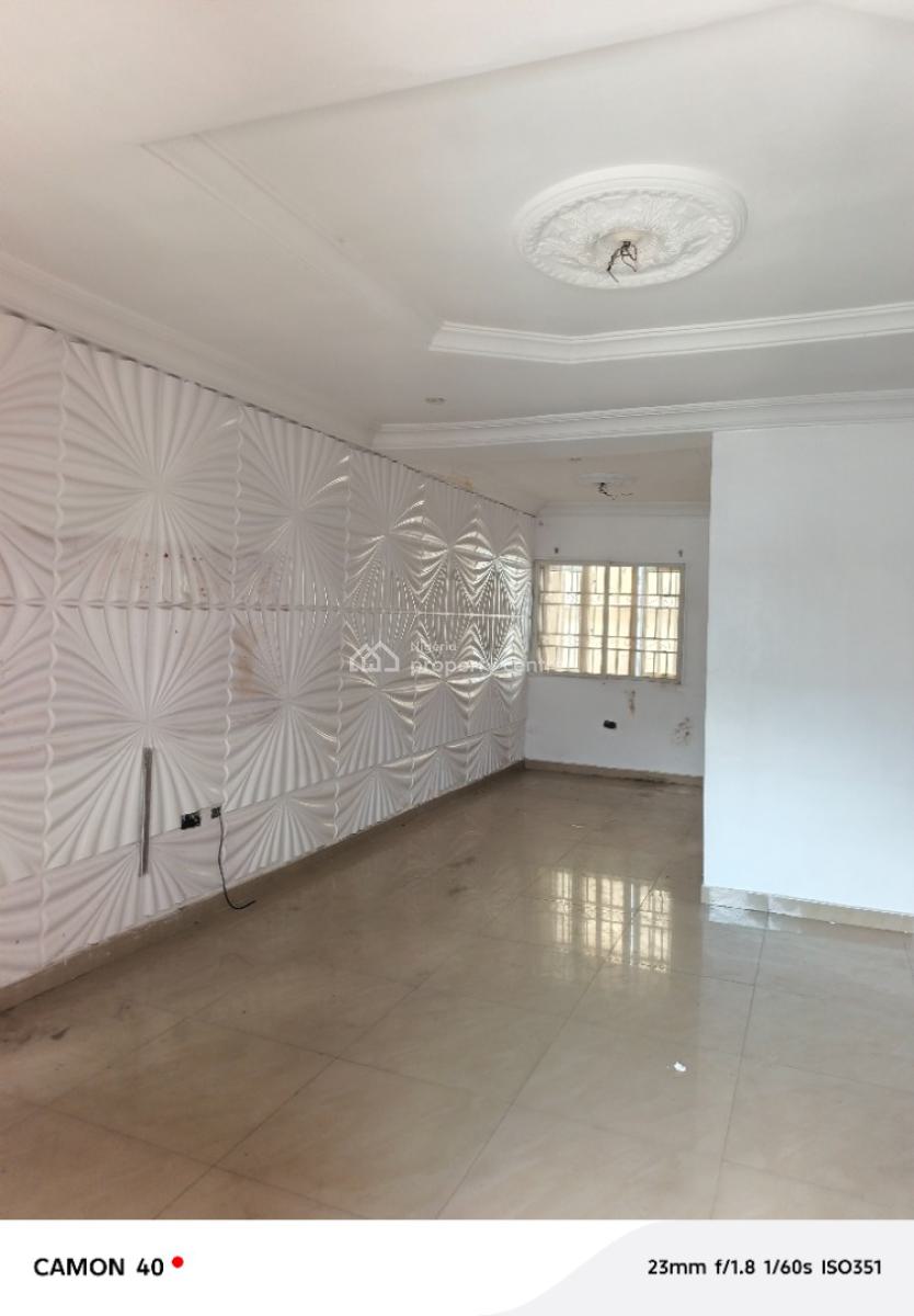 Luxury 2 Bedroom Flat Upstairs, Badore, Ajah, Lagos, Flat / Apartment for Rent