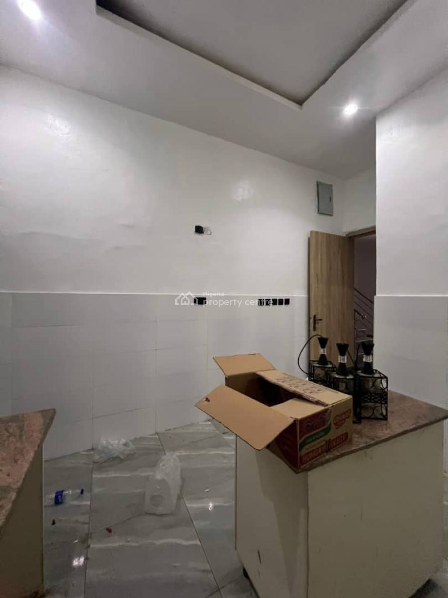 Serviced 4 Bedrooms Semi Detached Duplex at Abraham Adesanya, Ajah., Lekki Phase 2, Lekki Phase 2, Lekki, Lagos, Semi-detached Duplex for Rent