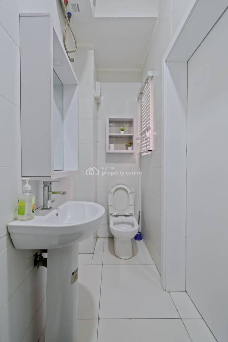 Luxurious Two Bedroom Apartment, Lekki Phase 1, Lekki, Lagos, Mini Flat (room and Parlour) Short Let