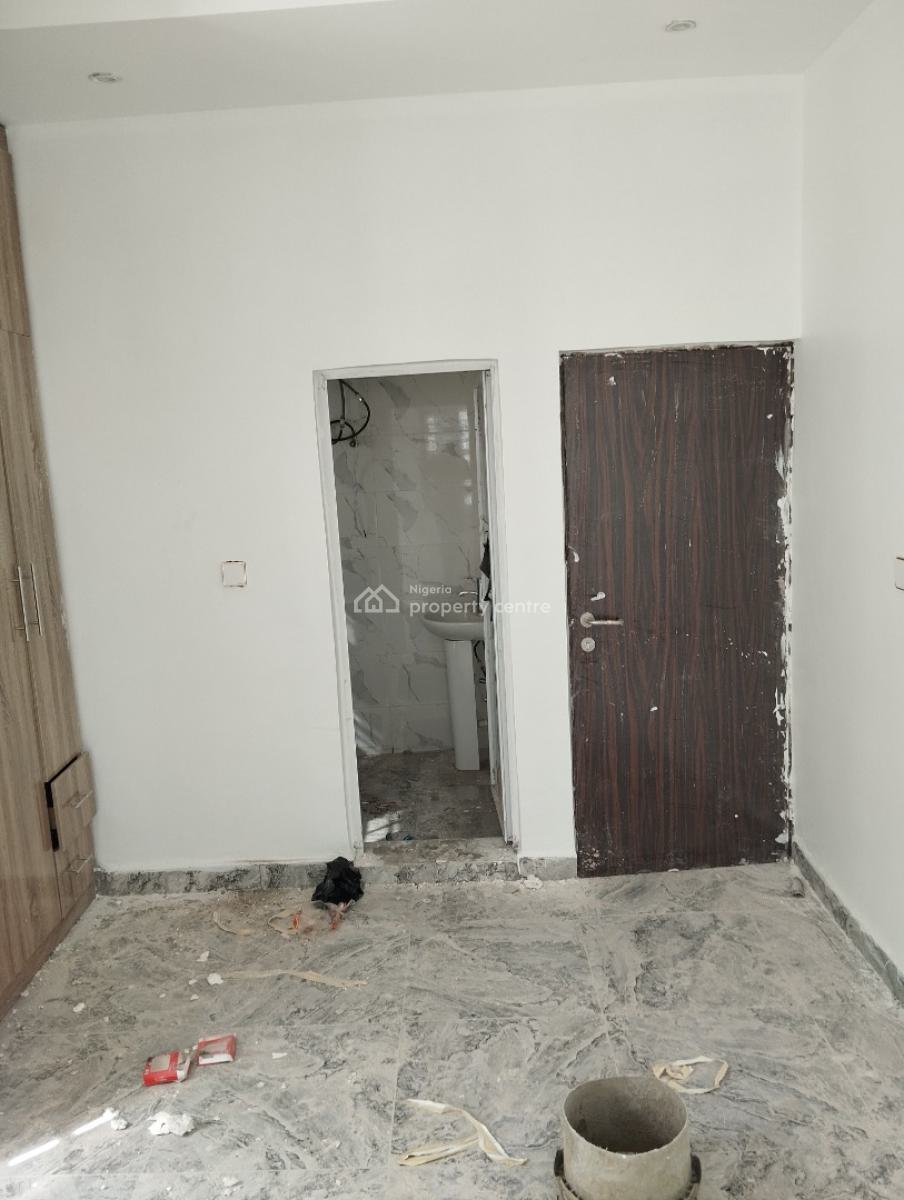 Newly Finished Luxury 2 Bedrooms in Tarred Estate, News Engineering Road, Dawaki, Gwarinpa, Abuja, Flat / Apartment for Rent