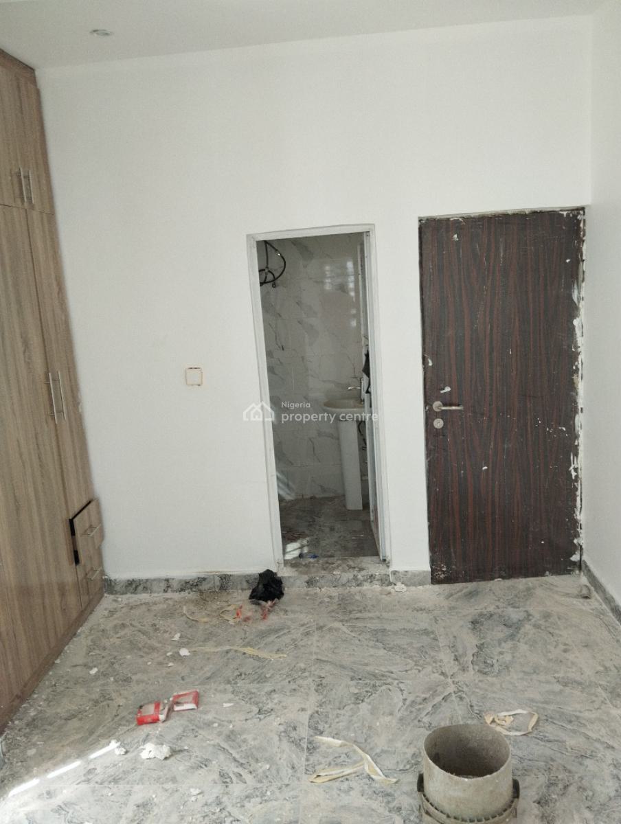 Newly Finished Luxury 2 Bedrooms in Tarred Estate, News Engineering Road, Dawaki, Gwarinpa, Abuja, Flat / Apartment for Rent