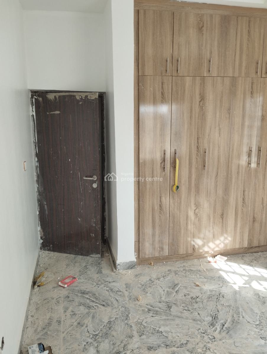Newly Finished Luxury 2 Bedrooms in Tarred Estate, News Engineering Road, Dawaki, Gwarinpa, Abuja, Flat / Apartment for Rent