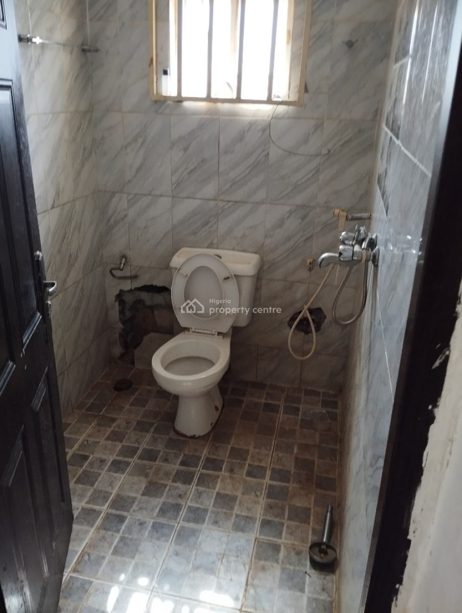 Specious Selfcon in Well Tarred Road of News Engineering, News Engineering Road, Dawaki, Dawaki, Gwarinpa, Abuja, Self Contain (single Rooms) for Rent