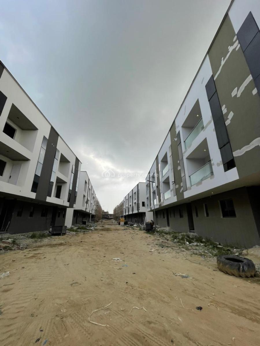 4 Bedroom Terrace Duplex with Swimming Pool & Bq, Lekki Phase 1, Lekki, Lagos, Terraced Duplex for Sale