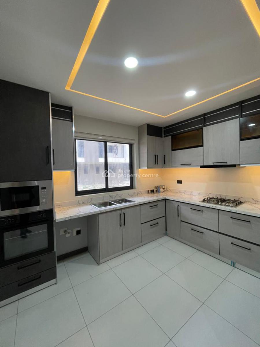 4 Bedroom Terrace Duplex with Swimming Pool & Bq, Lekki Phase 1, Lekki, Lagos, Terraced Duplex for Sale
