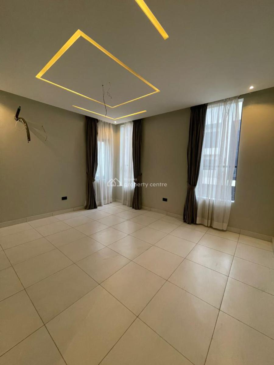4 Bedroom Terrace Duplex with Swimming Pool & Bq, Lekki Phase 1, Lekki, Lagos, Terraced Duplex for Sale