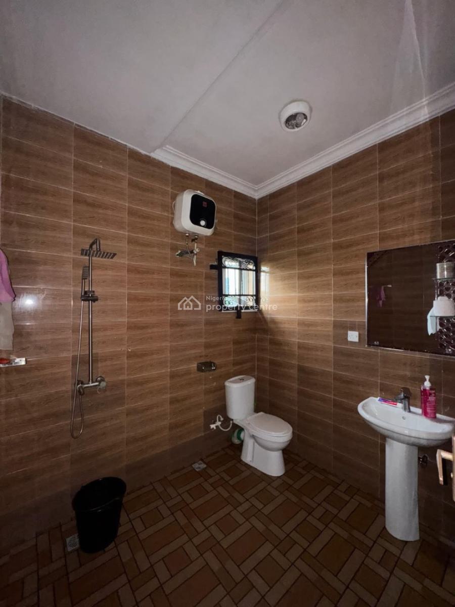 Distressed: 4 Bedroom Bungalow (wt. 2.5 Kva Solar Inverter Setup), Iwofe, Port Harcourt, Rivers, Detached Bungalow for Sale