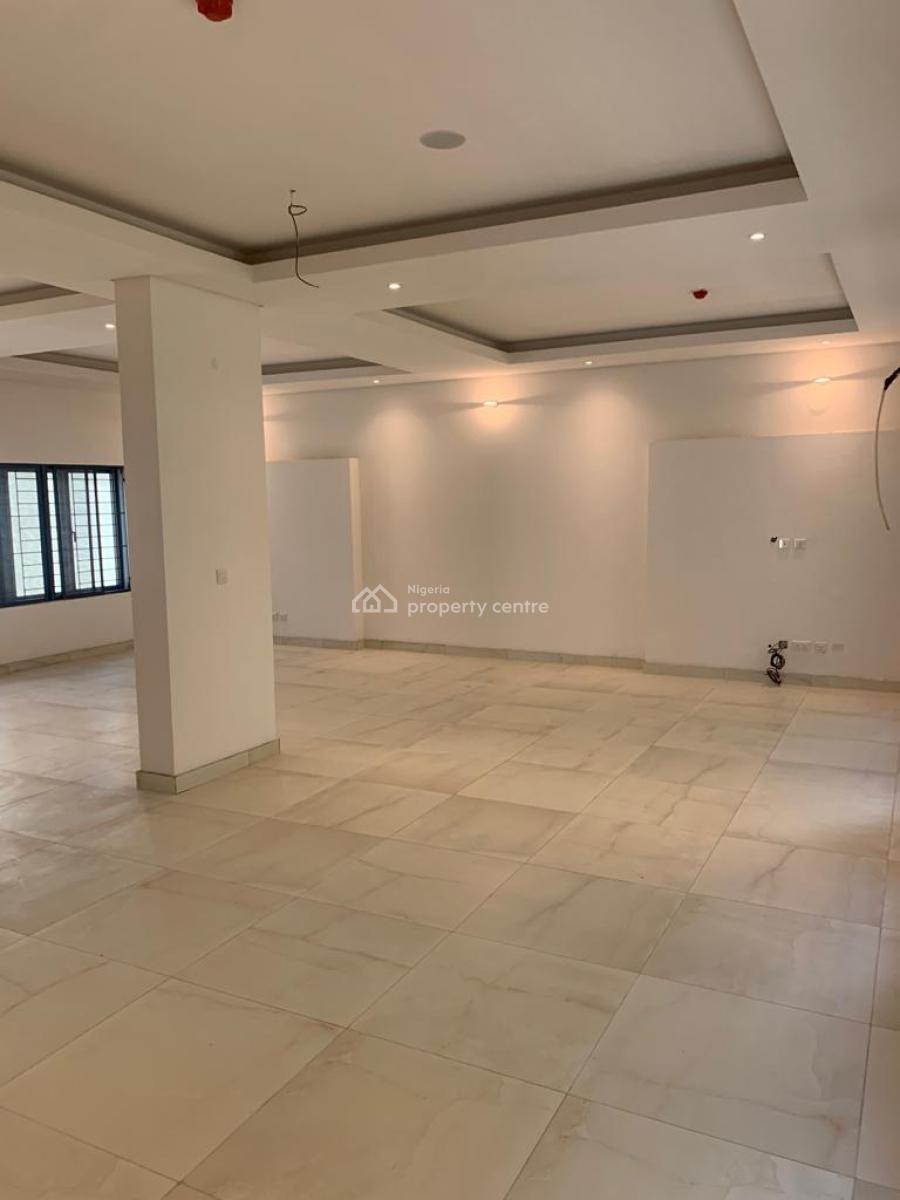 5 Bedroom Detached Duplex with 2 Living Lounges & 2 Room Bq, Lekki Phase 1, Lekki, Lagos, Detached Duplex for Sale