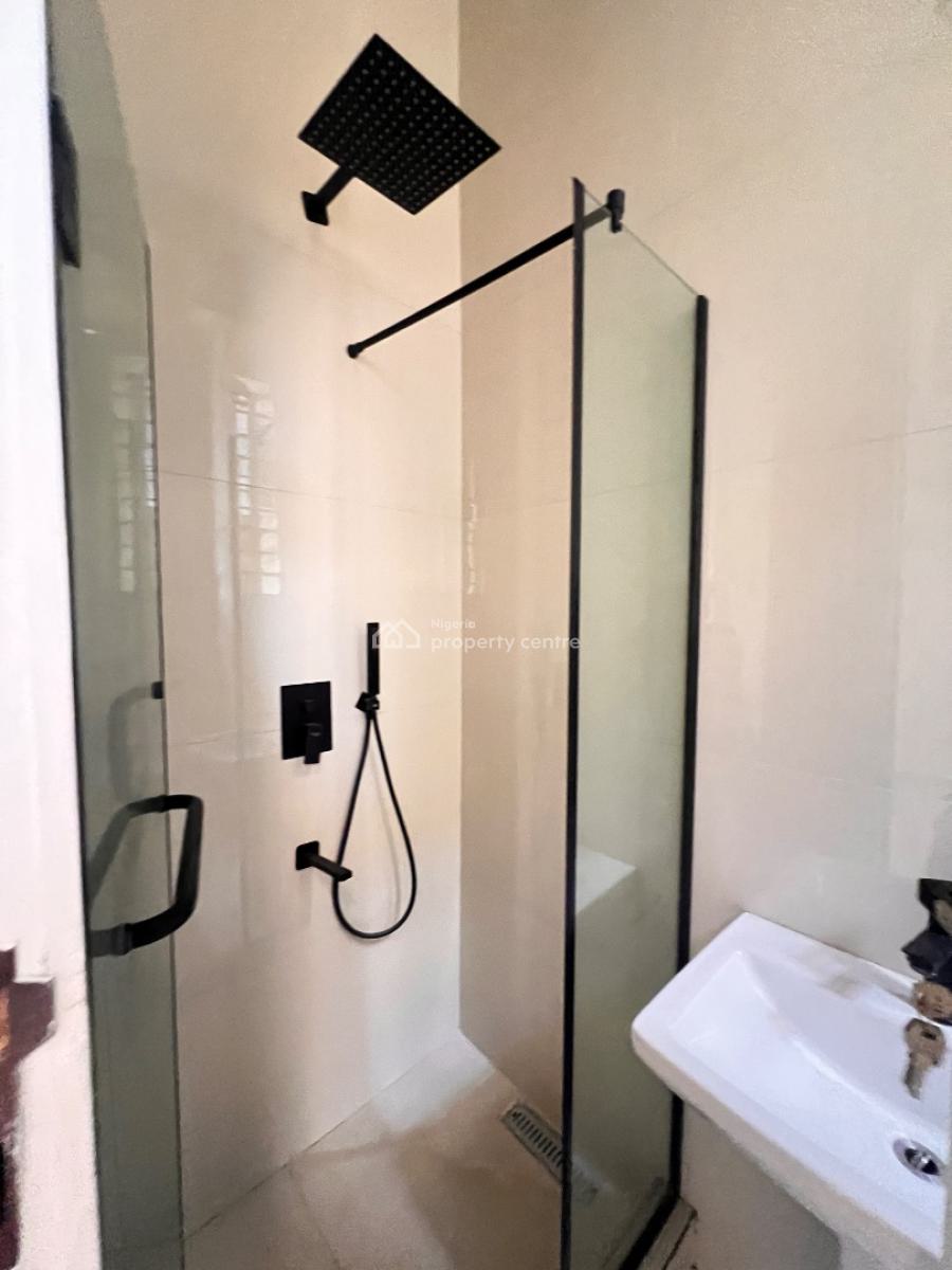 Luxury 3 Bedroom Apartment, Lekki Phase 1, Lekki, Lagos, Flat / Apartment for Sale