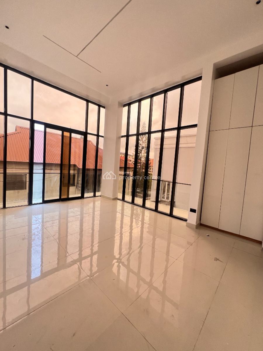 Luxury 3 Bedroom Apartment, Lekki Phase 1, Lekki, Lagos, Flat / Apartment for Sale