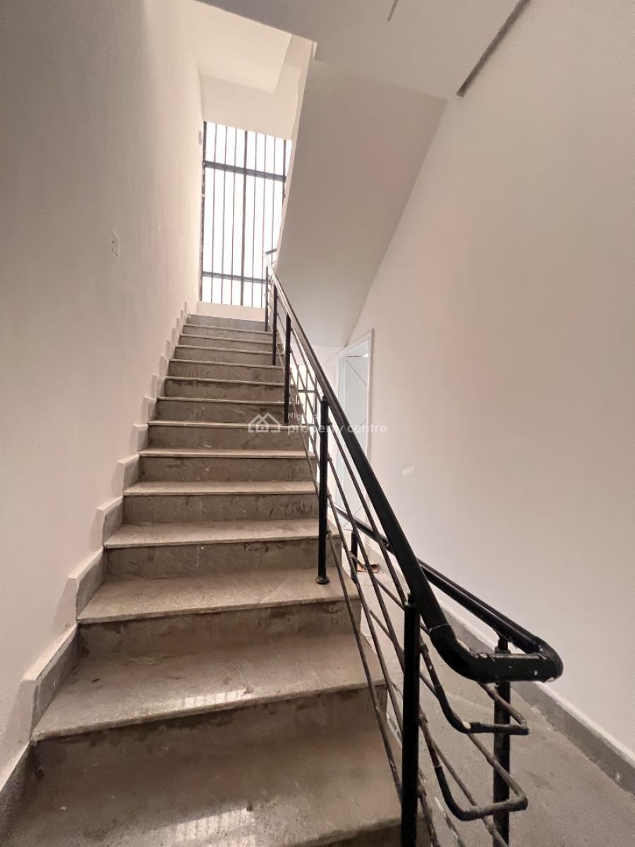 Luxury 3 Bedroom Apartment, Lekki Phase 1, Lekki, Lagos, Flat / Apartment for Sale