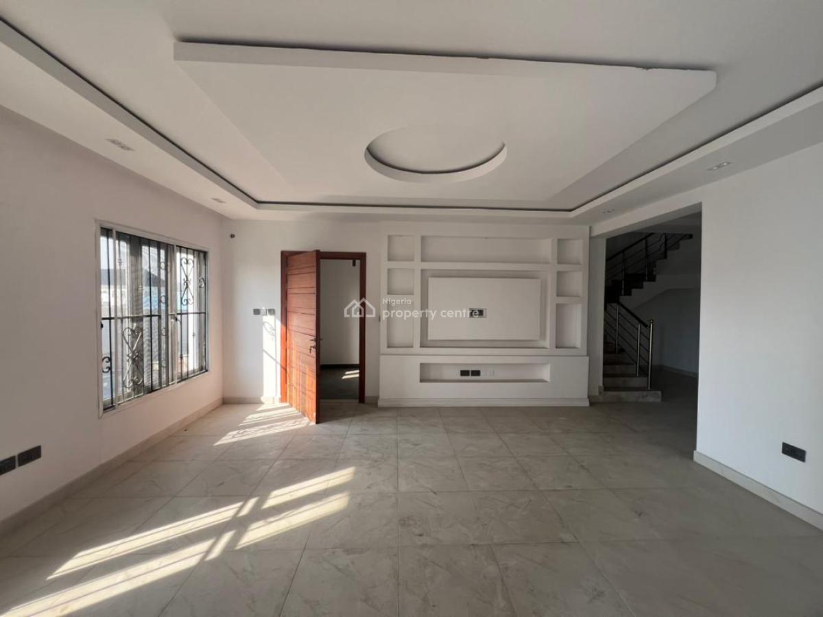 5 Bedroom Maisonette. Off Plan, Right Hand Side, Lekki Phase 1, Lekki, Lagos, House for Sale