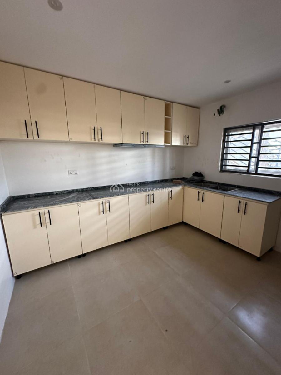 Newly Built 3 Bedroom Flat, Around Godab, Life Camp, Abuja, Flat / Apartment for Sale