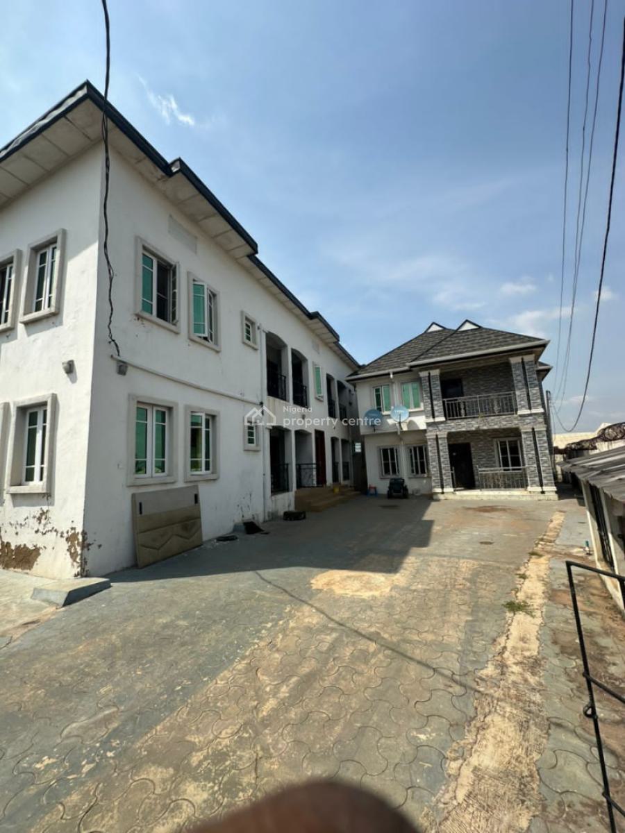 Modern Three (3) Bedroom Duplex with a Block of 4nos Two Bedroom Flat, First Class Junction, Alakia-isebo, Ibadan, Oyo, House for Sale