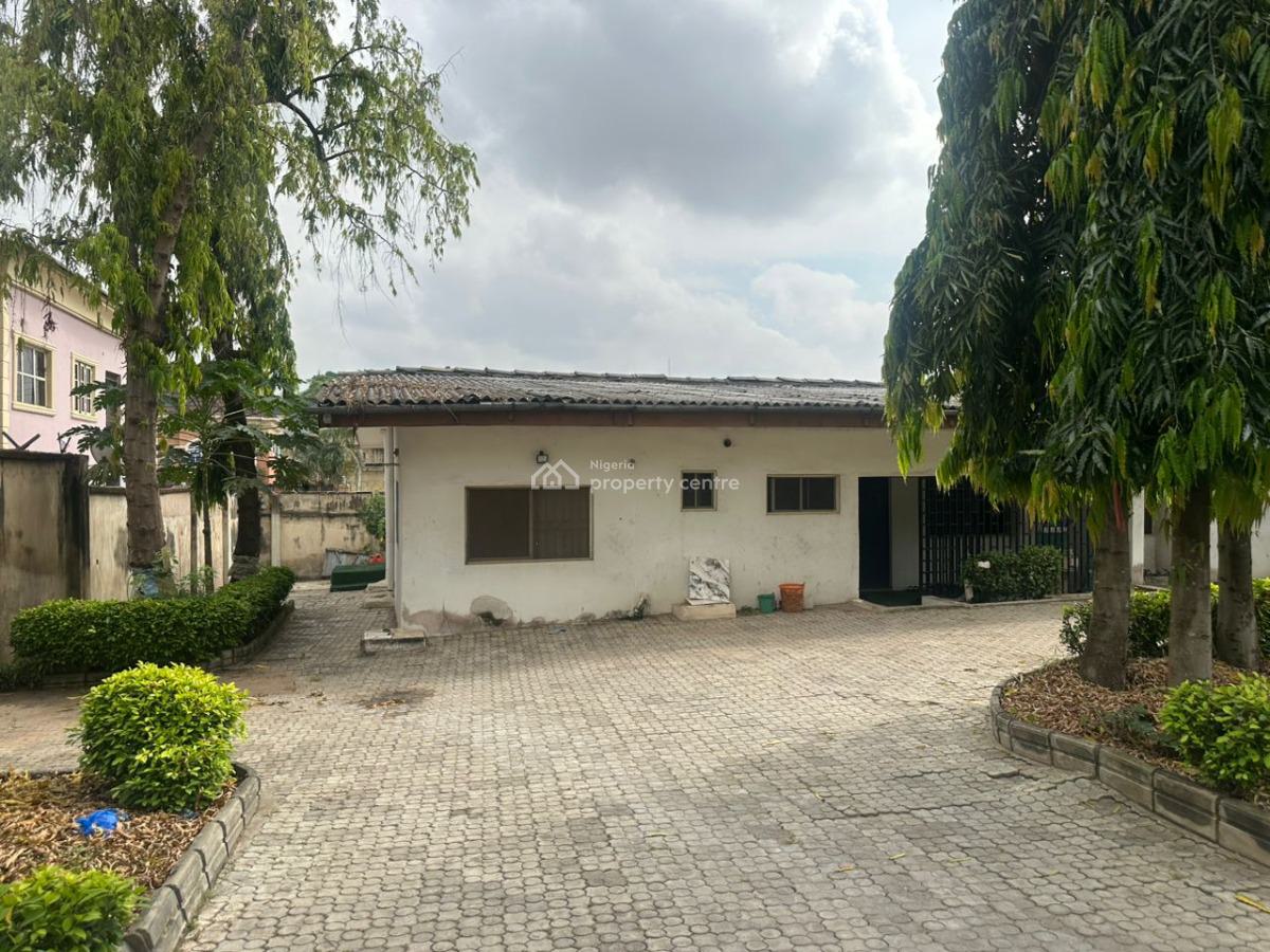 5 Bedroom Detached Bungalows, Ikolaba Estate Tunji Bello Street, New Bodija, Ibadan, Oyo, House for Sale