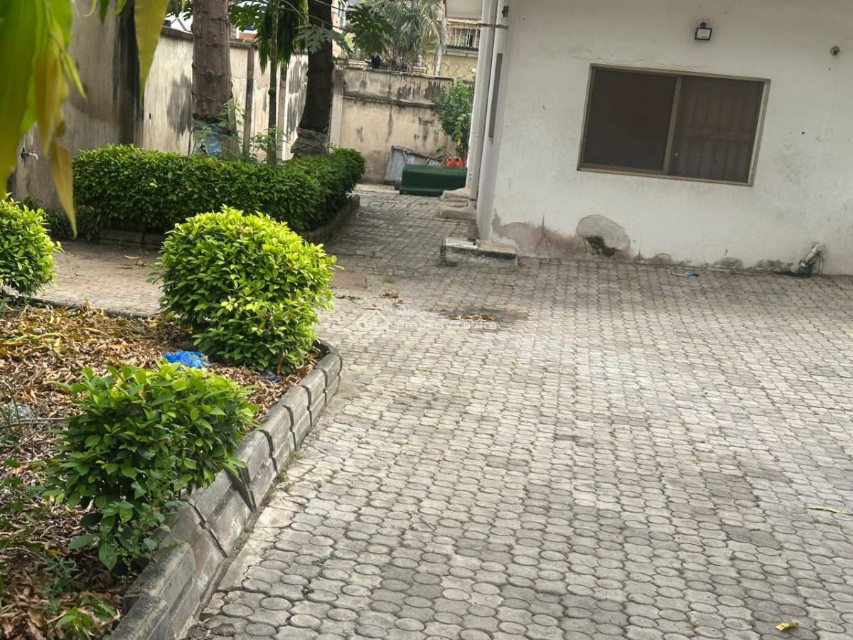 5 Bedroom Detached Bungalows, Ikolaba Estate Tunji Bello Street, New Bodija, Ibadan, Oyo, House for Sale