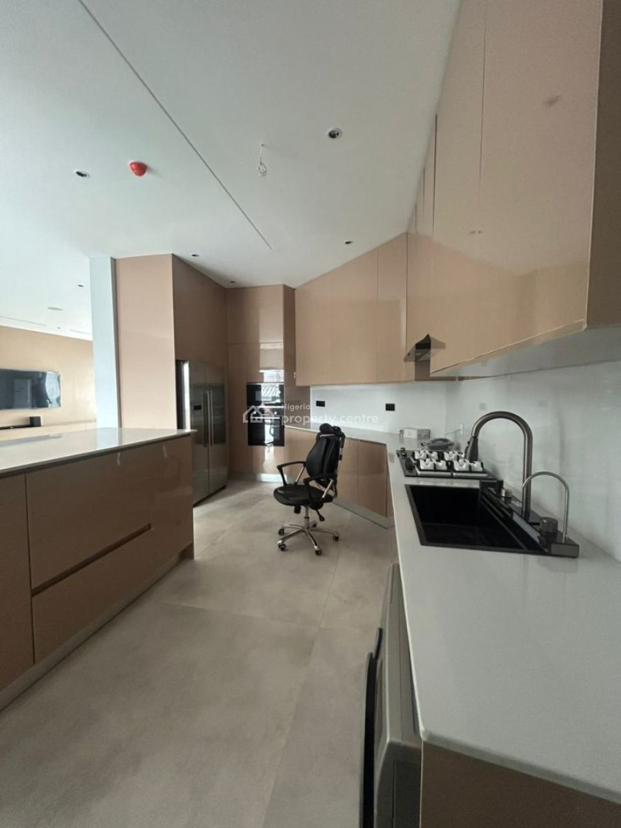 2 Bedroom Apartments, Lekki Phase 1, Lekki, Lagos, Flat / Apartment for Sale