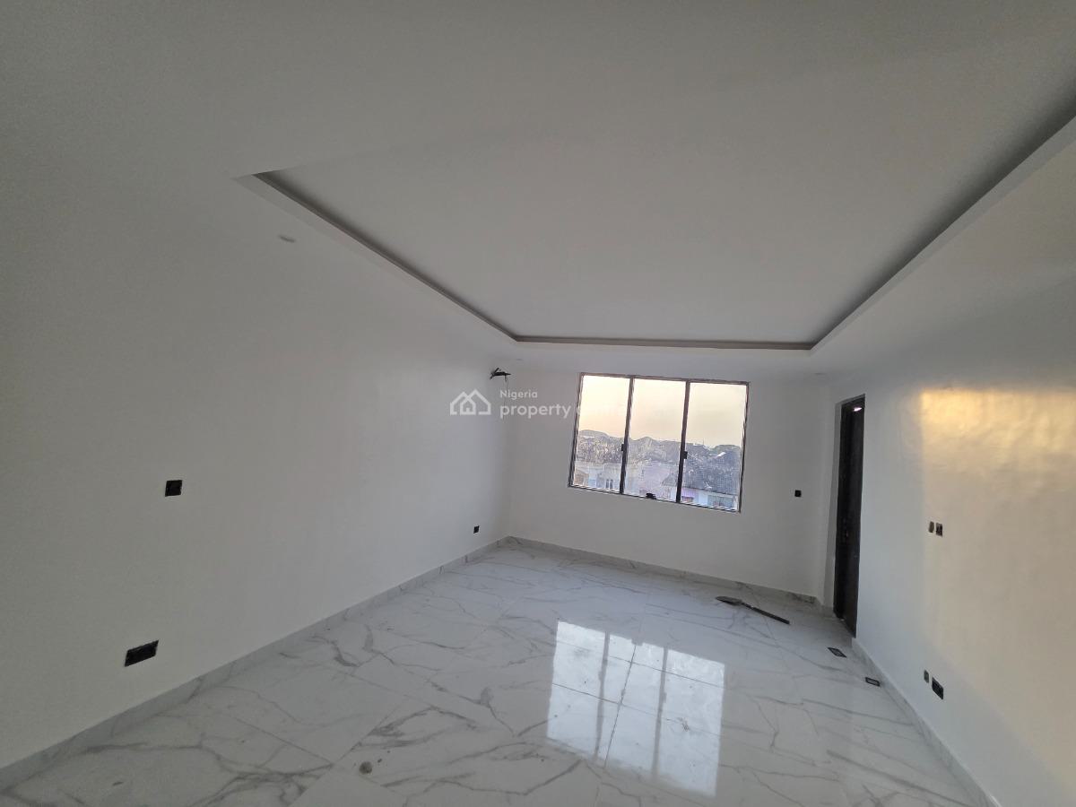 5 Bedrooms Semi Detached Duplex with Bq, Lekki Phase 1, Lekki, Lagos, Semi-detached Duplex for Sale