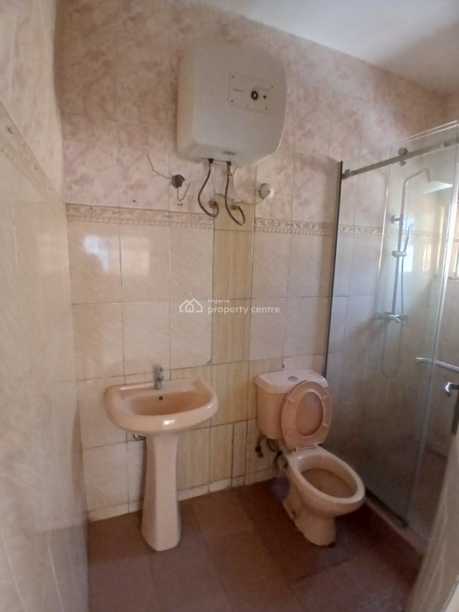 Newly Renovated 2 Bedrooms, Durumi, Abuja, Flat / Apartment for Rent