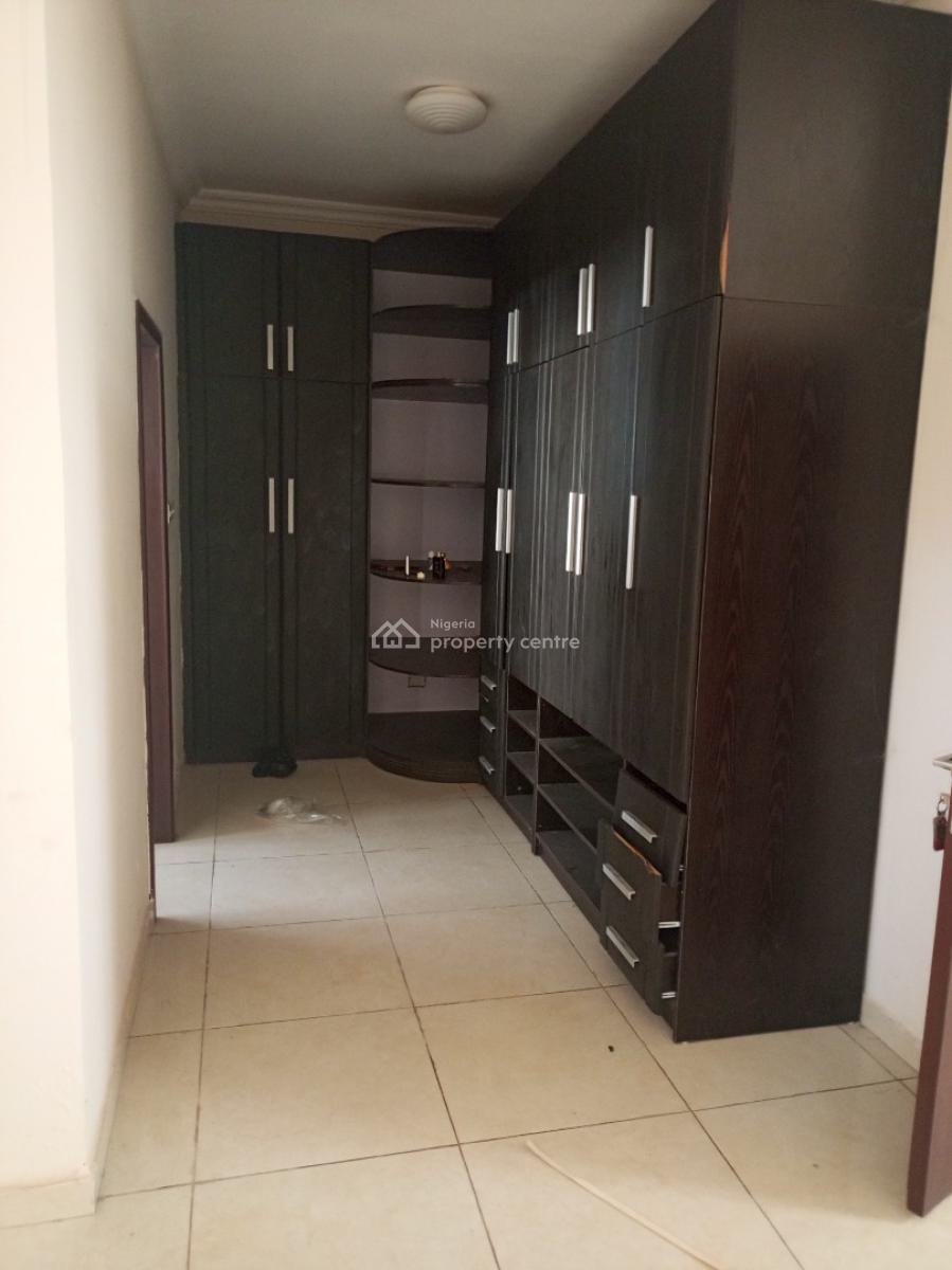 Tastefully Finished Spacious Standard Standard Built  4 Bedrooms Terrace, Katampe Extension, Katampe, Abuja, Terraced Duplex for Rent