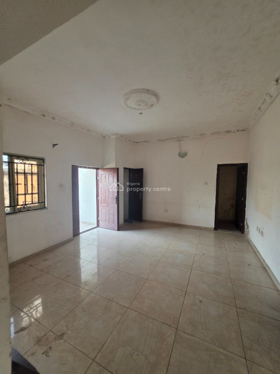 Self Serviced 2 Bedrooms Flat with Bq, Off Fola Osibo, Lekki Phase 1, Lekki, Lagos, Flat / Apartment for Rent