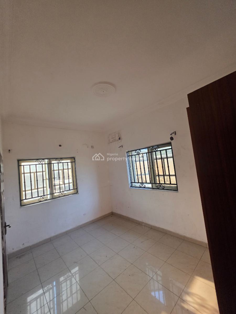 Self Serviced 2 Bedrooms Flat with Bq, Off Fola Osibo, Lekki Phase 1, Lekki, Lagos, Flat / Apartment for Rent