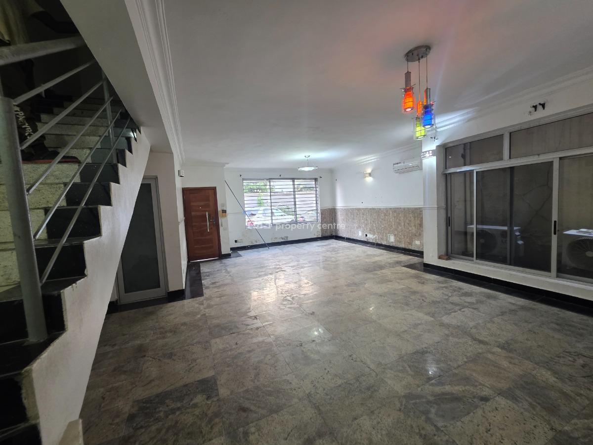 4 Bedrooms Terrace Duplex with Bq, Off Admiralty Way, Lekki Phase 1, Lekki, Lagos, Terraced Duplex for Rent