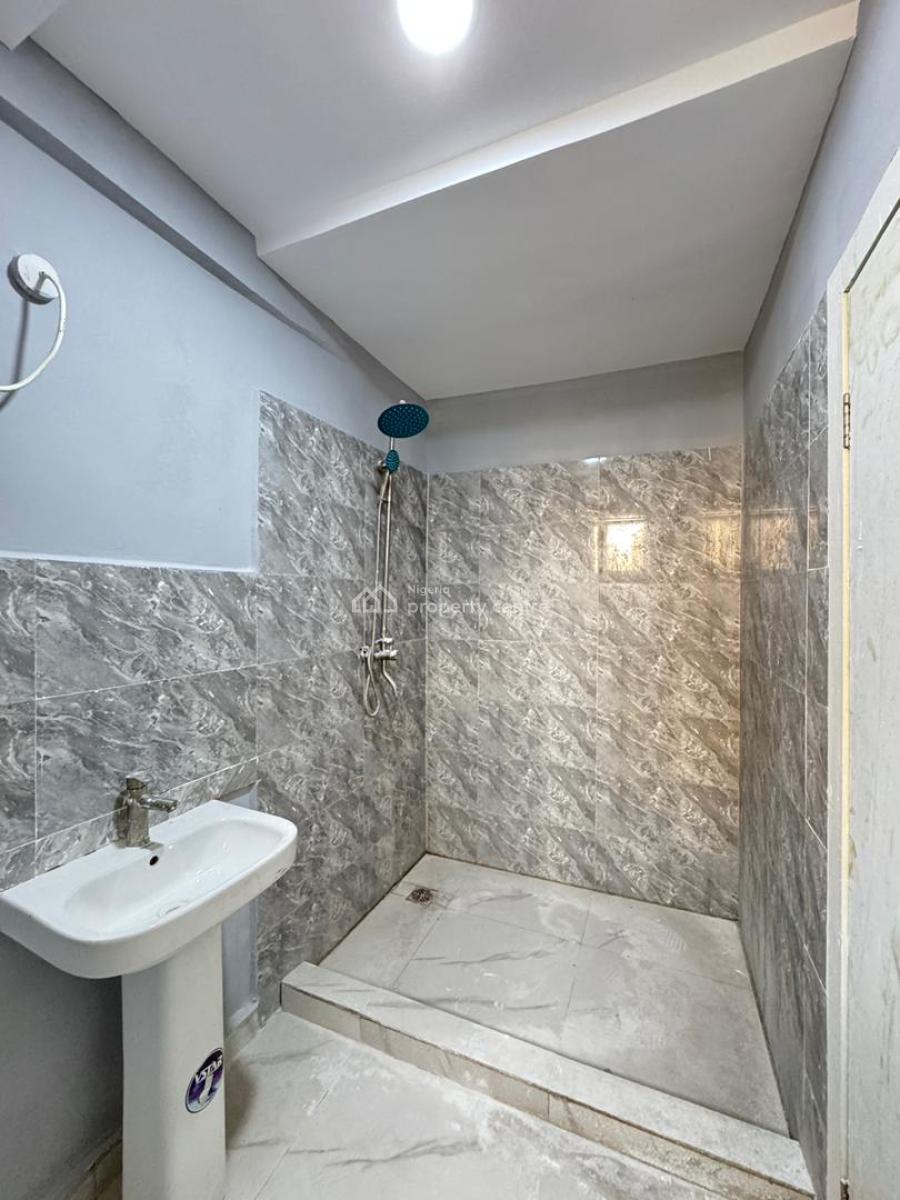 Beautifully Newly Furnished 3 Bedroom Apartments   Location: Suruler, Surulere, Lagos, Flat / Apartment for Sale