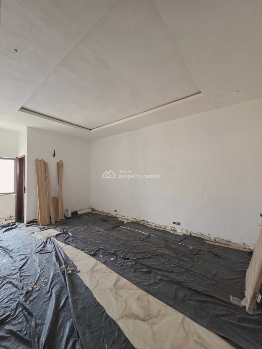 3 Bedrooms Penthouse with 2 Rooms Bq, Off Admiralty Road, Lekki Phase 1, Lekki, Lagos, Flat / Apartment for Sale