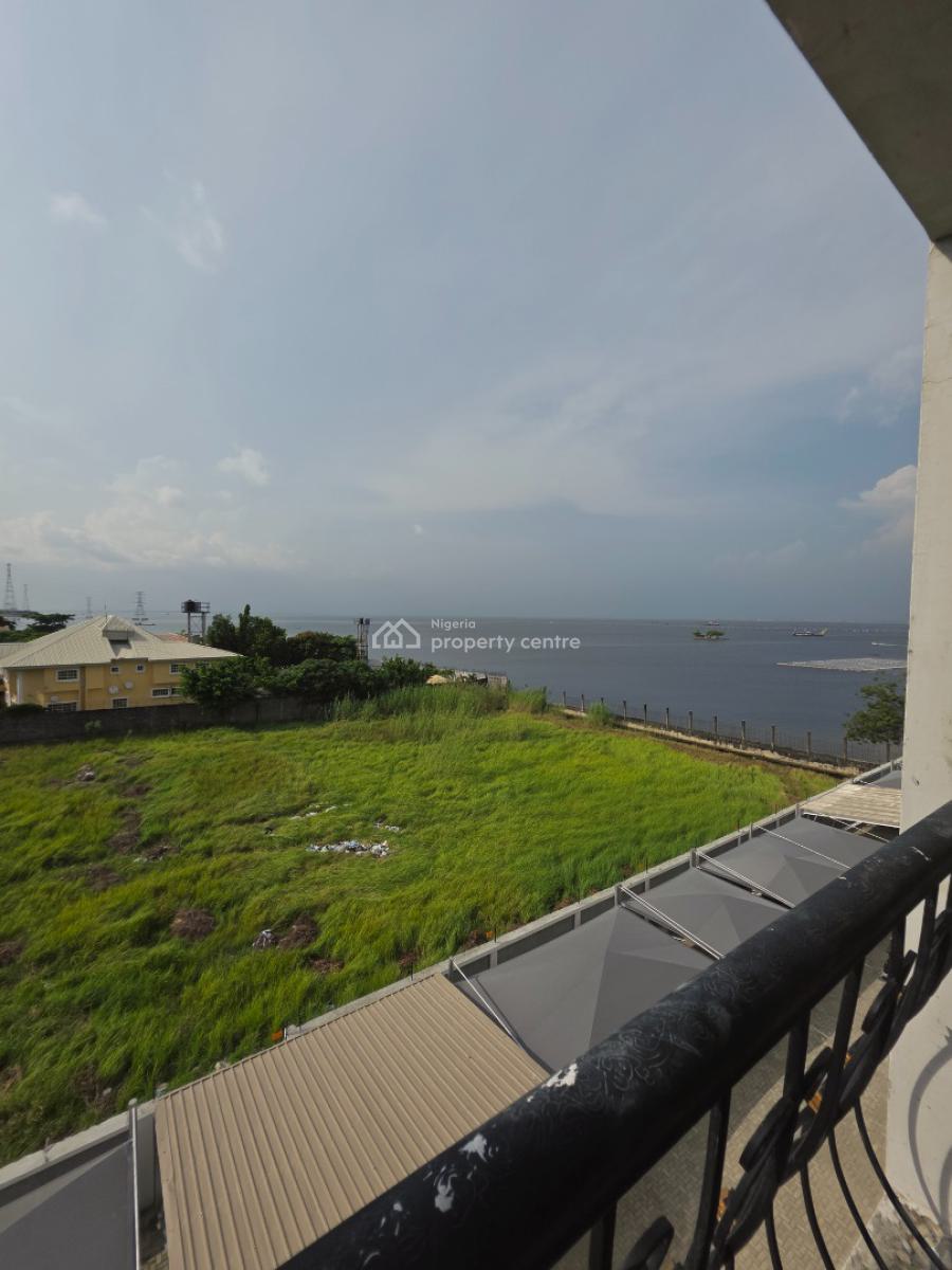 3 Bedrooms Penthouse with 2 Rooms Bq, Off Admiralty Road, Lekki Phase 1, Lekki, Lagos, Flat / Apartment for Sale