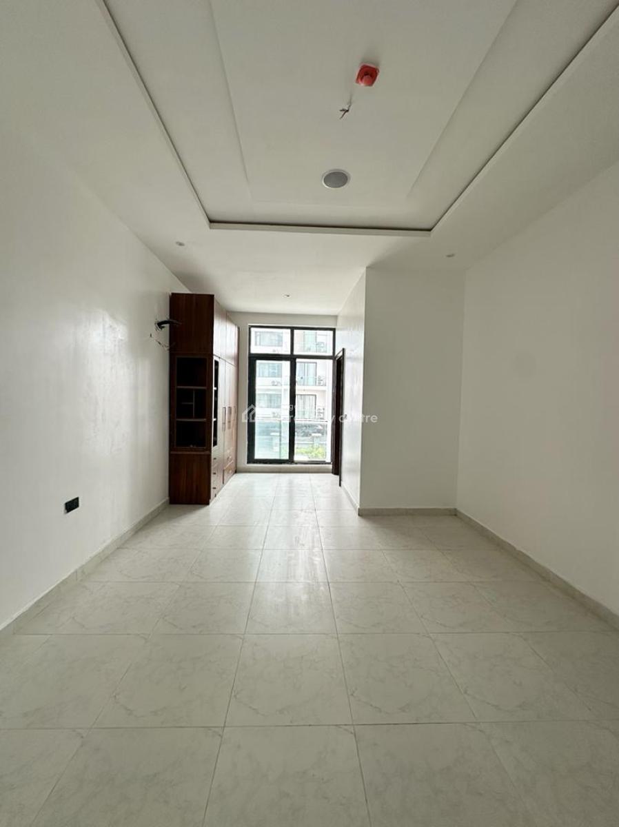 Luxury 2 Bedroom Apartment, Lekki Phase 1, Lekki, Lagos, Flat / Apartment for Sale