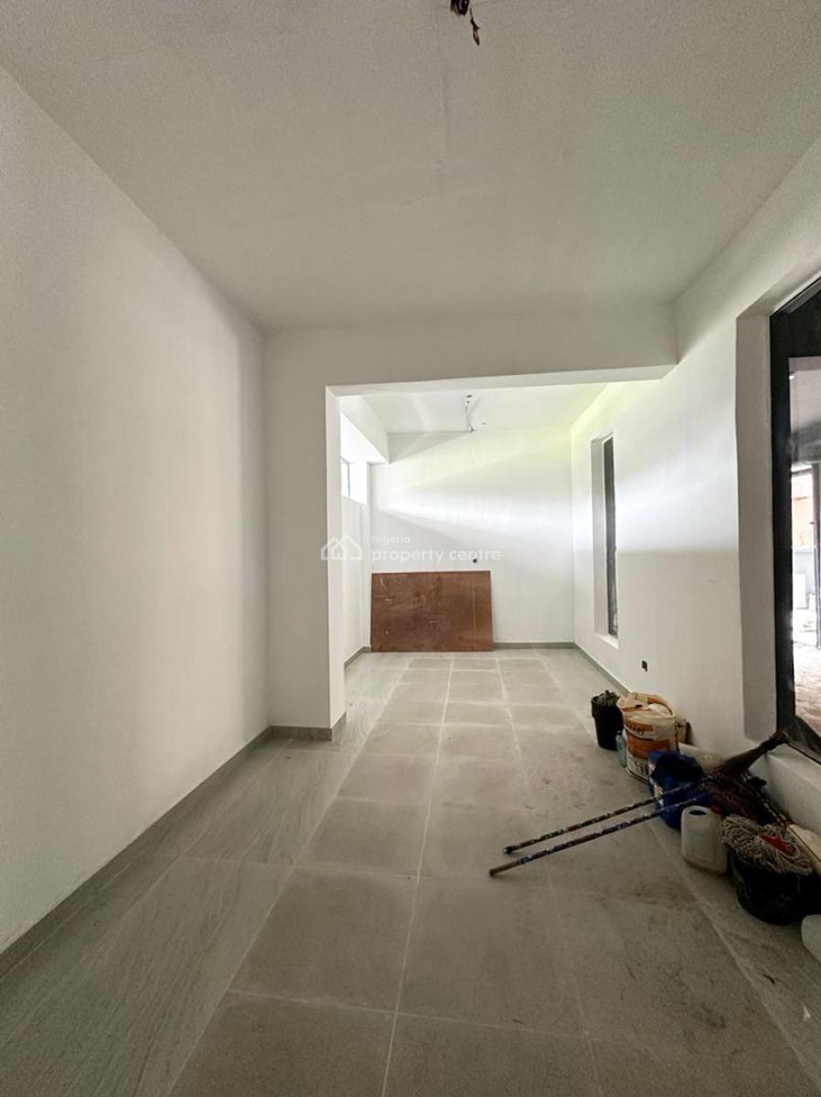 Luxury 2 Bedroom Apartment, Lekki Phase 1, Lekki, Lagos, Flat / Apartment for Sale