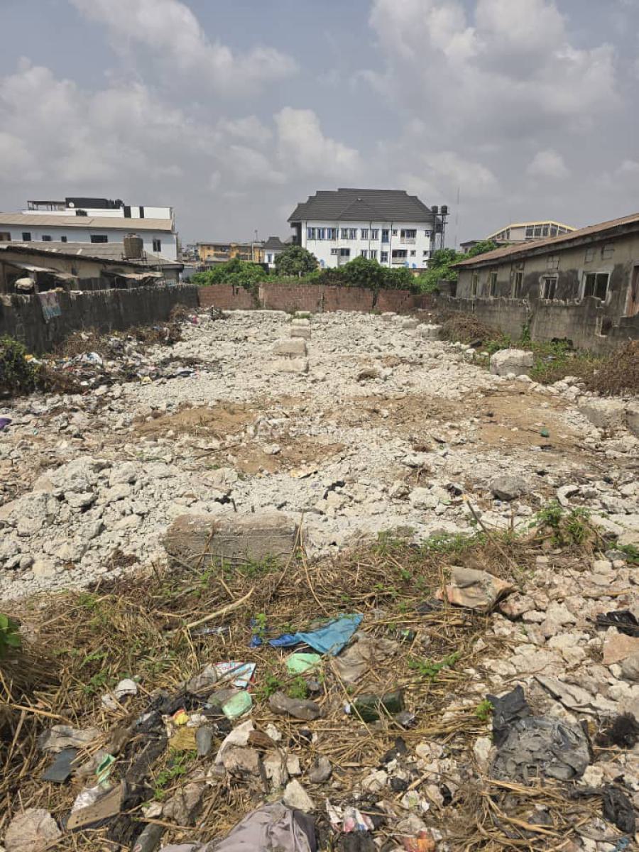 a Bare Full Plot of Dry Land, Bariga, Shomolu, Lagos, Land for Sale