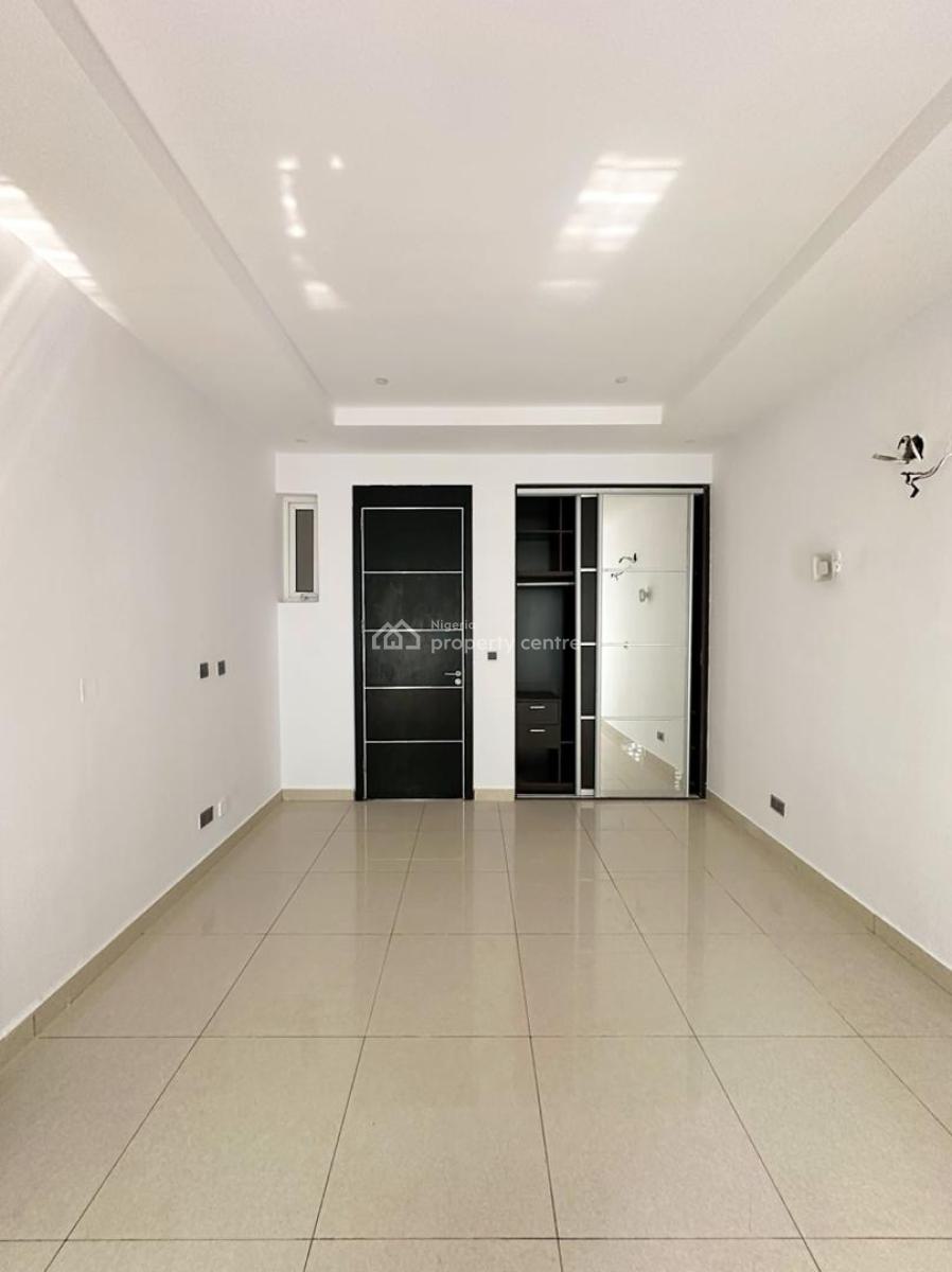 5 Bedroom Semi-detached, Osapa, Lekki, Lagos, Semi-detached Duplex for Sale