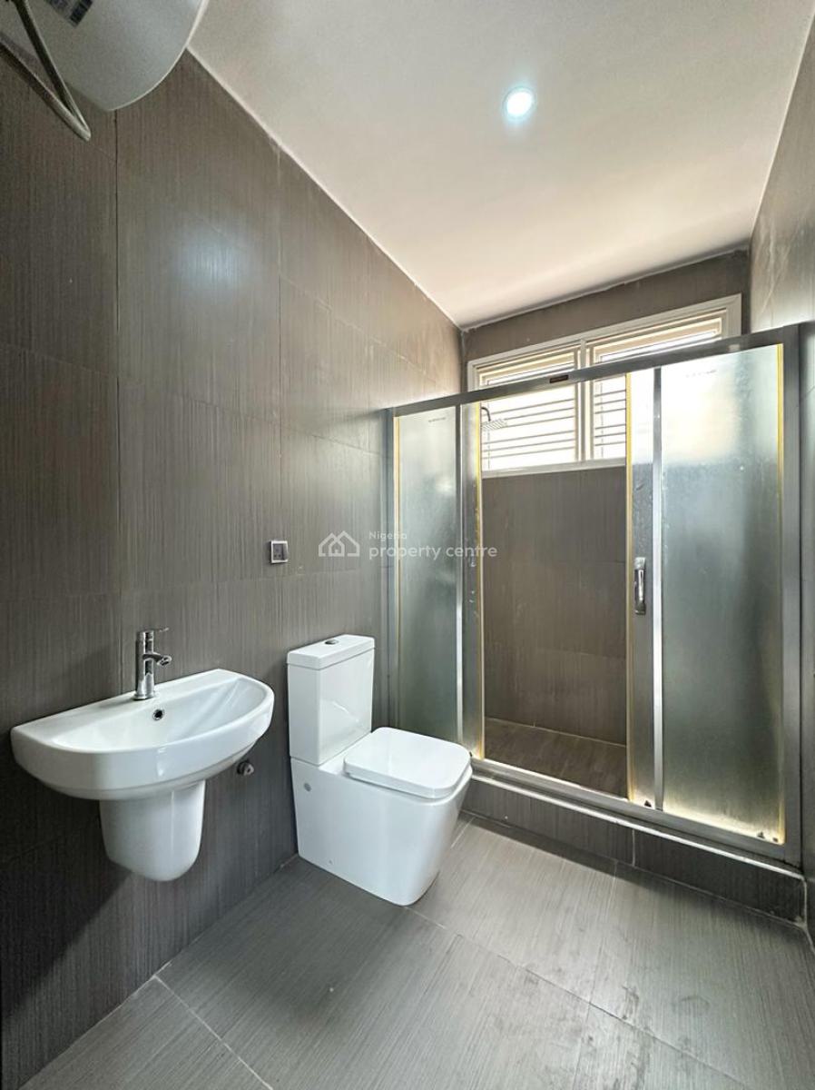 5 Bedroom Semi-detached, Osapa, Lekki, Lagos, Semi-detached Duplex for Sale