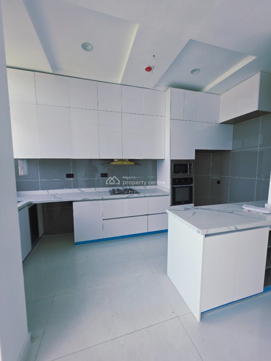 Newly Built 2 Bedrooms Flat, Off Admiralty Way, Lekki Phase 1, Lekki, Lagos, Flat / Apartment for Sale