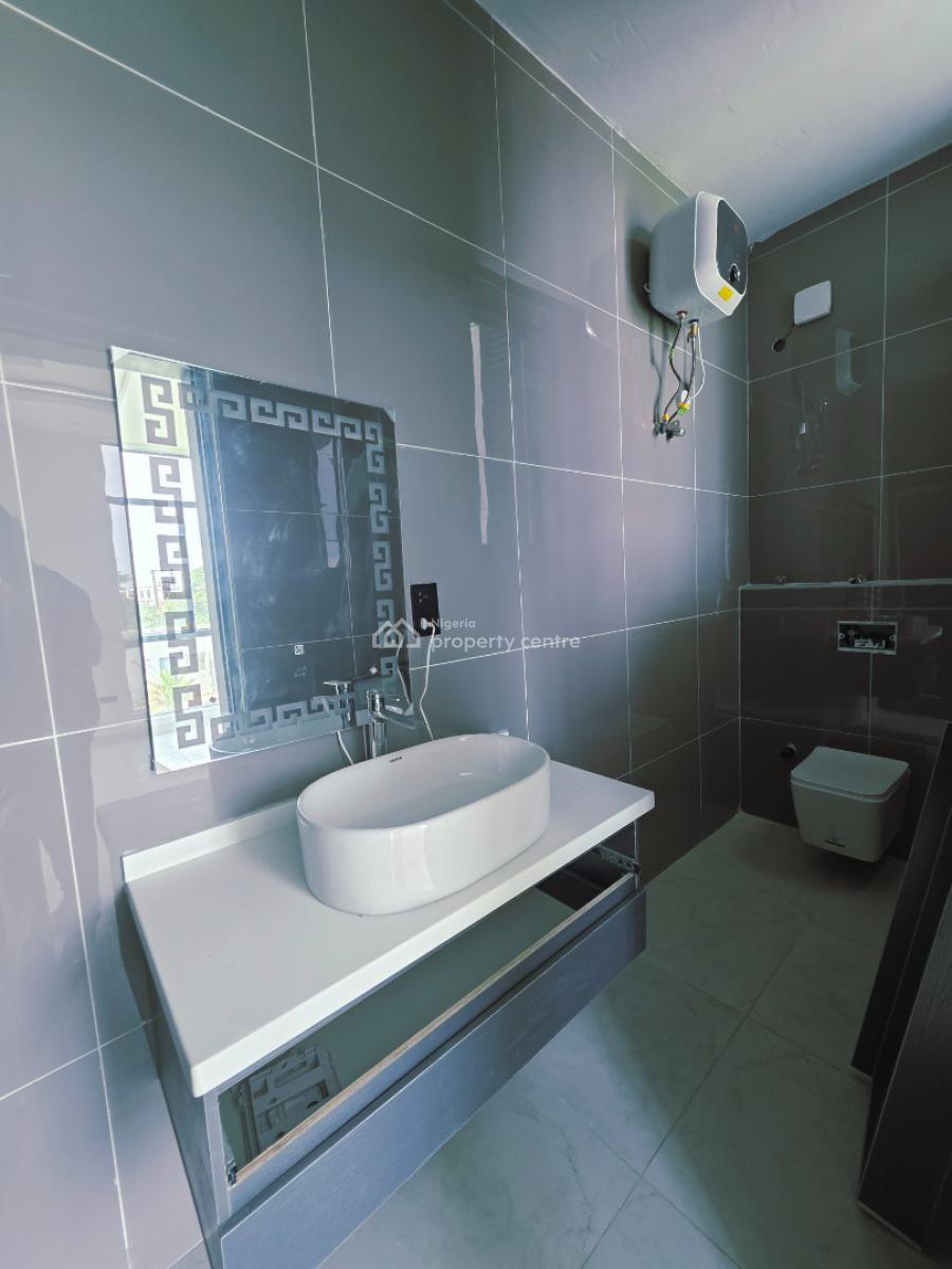 Newly Built 2 Bedrooms Flat, Off Admiralty Way, Lekki Phase 1, Lekki, Lagos, Flat / Apartment for Sale