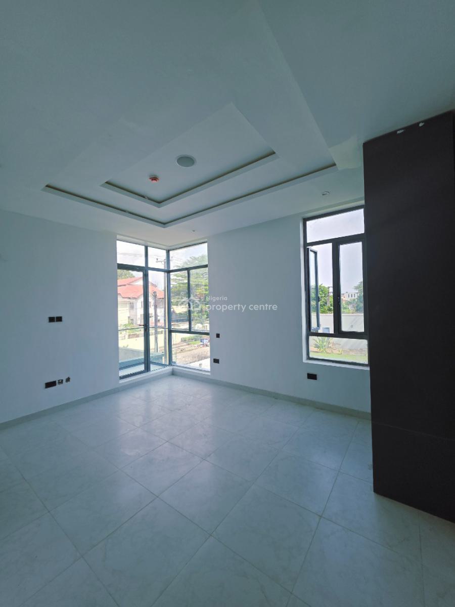 Newly Built 2 Bedrooms Flat, Off Admiralty Way, Lekki Phase 1, Lekki, Lagos, Flat / Apartment for Sale