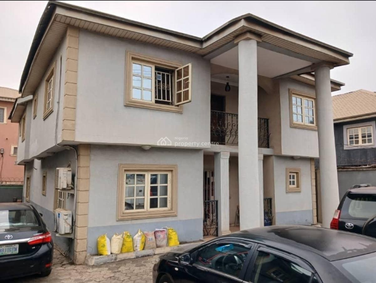 Well Maintained 5 Bedroom Duplex with a Bq, Security House on 312sqm Plot, Omole Phase 2, Ikeja, Lagos, Detached Duplex for Sale