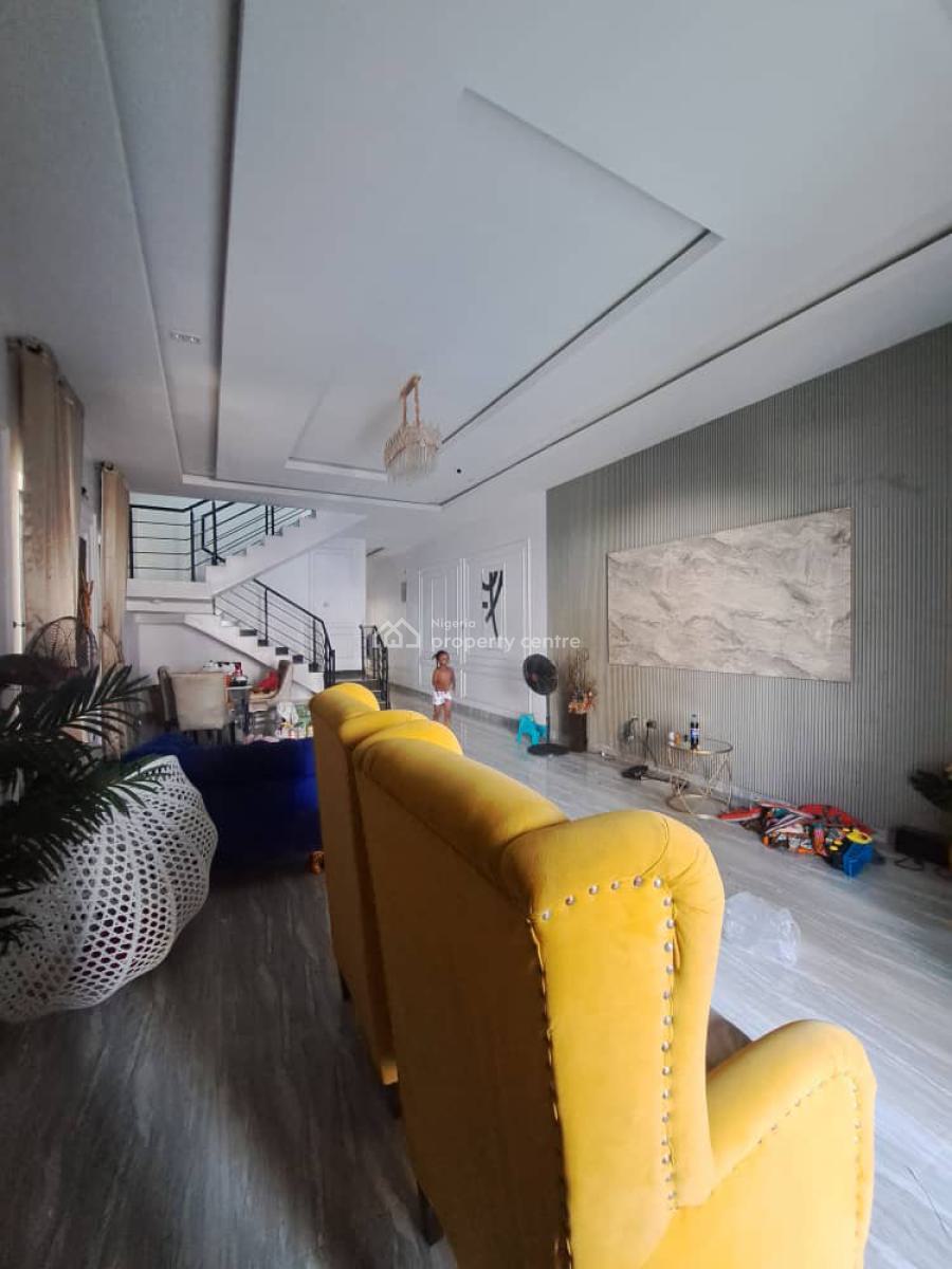 Luxury Semi-detached Duplex with a Bq, Ologolo, Lekki, Lagos, Semi-detached Duplex for Rent