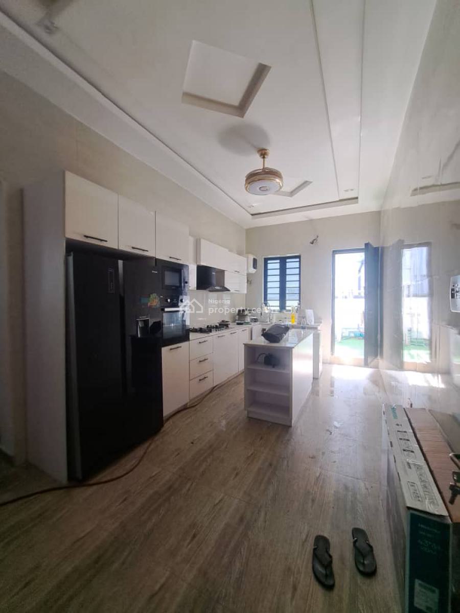 Luxury Semi-detached Duplex with a Bq, Ologolo, Lekki, Lagos, Semi-detached Duplex for Rent