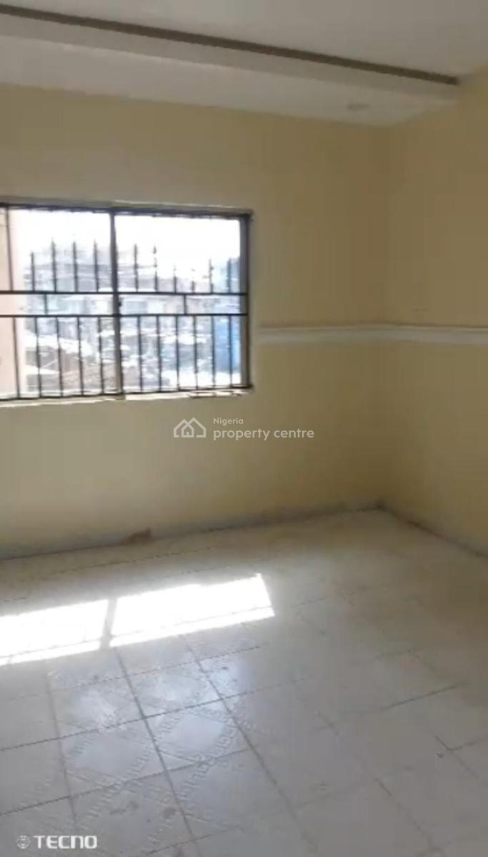 Lovely 3 Bedroom Flat, Aguda, Surulere, Lagos, Flat / Apartment for Rent