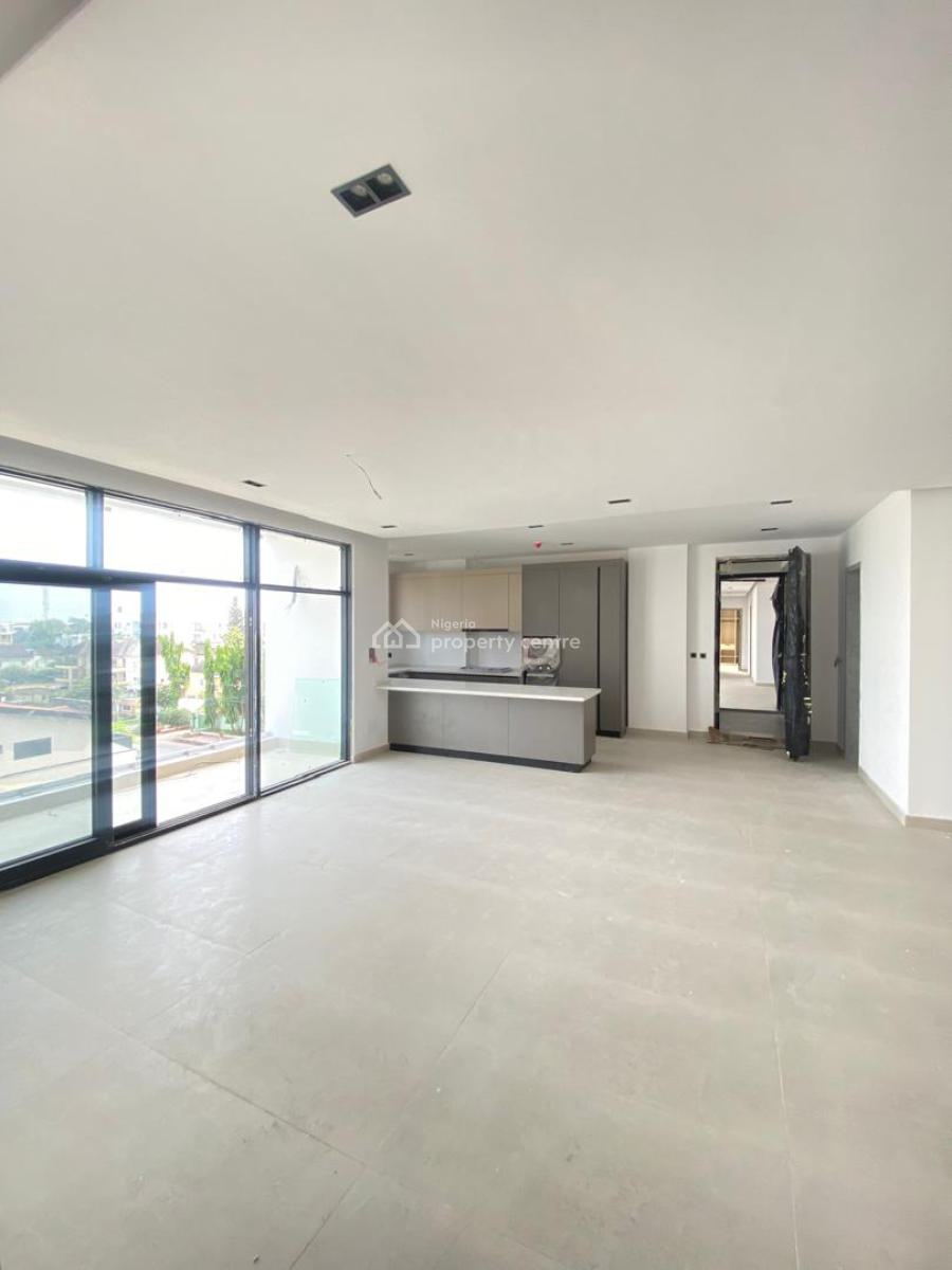 Water-view 2 Bedrooms Apartment, with Rooftop Swimming Pool and Gym, Lekki Phase 1, Lekki, Lagos, Flat / Apartment for Sale