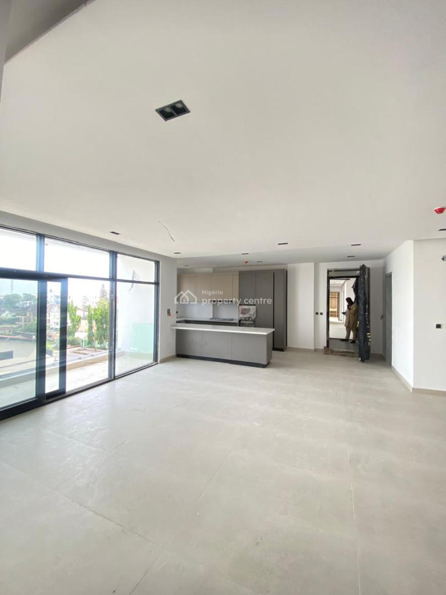 Water-view 2 Bedrooms Apartment, with Rooftop Swimming Pool and Gym, Lekki Phase 1, Lekki, Lagos, Flat / Apartment for Sale