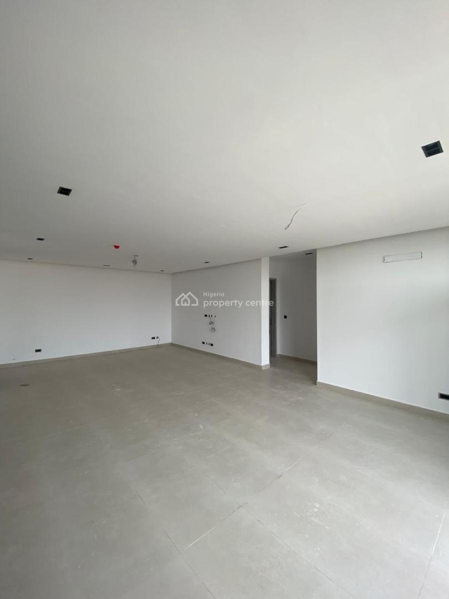 Water-view 2 Bedrooms Apartment, with Rooftop Swimming Pool and Gym, Lekki Phase 1, Lekki, Lagos, Flat / Apartment for Sale