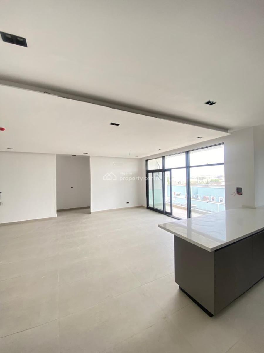 Water-view 2 Bedrooms Apartment, with Rooftop Swimming Pool and Gym, Lekki Phase 1, Lekki, Lagos, Flat / Apartment for Sale