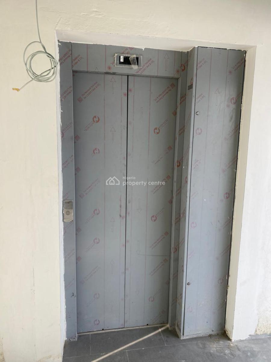 Water-view 2 Bedrooms Apartment, with Rooftop Swimming Pool and Gym, Lekki Phase 1, Lekki, Lagos, Flat / Apartment for Sale