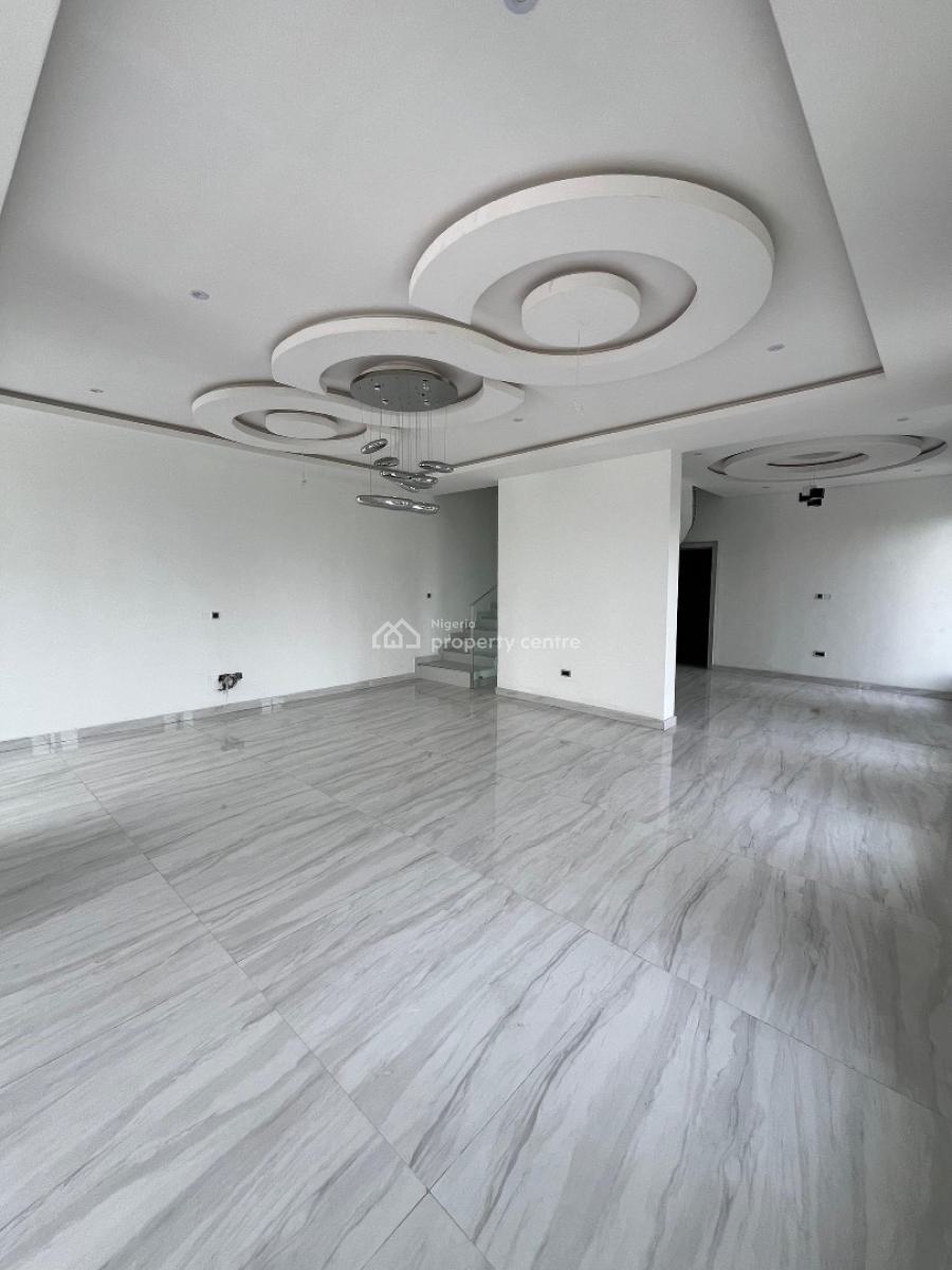 4 Bedrooms  Semi Detached Duplex, Vgc, Vgc, Lekki, Lagos, Semi-detached Duplex for Sale