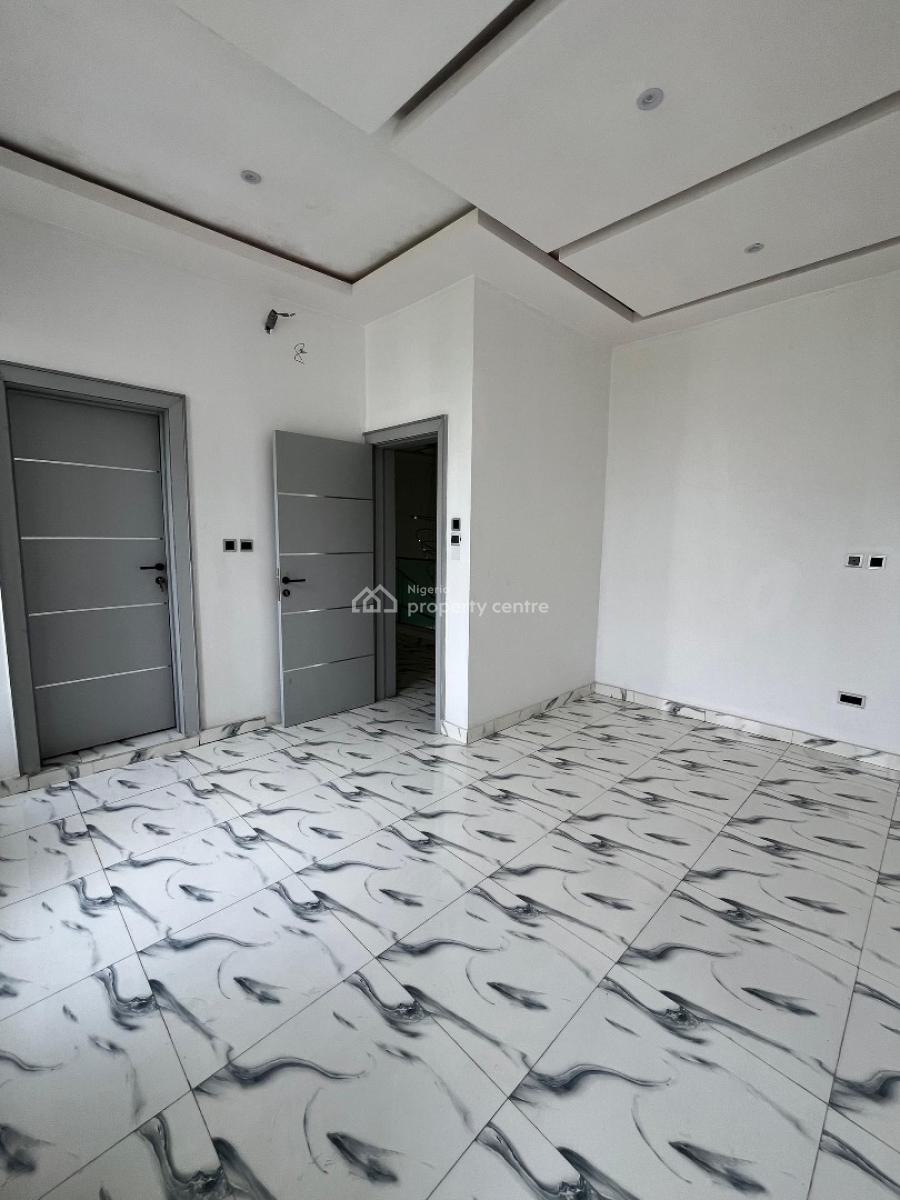 4 Bedrooms  Semi Detached Duplex, Vgc, Vgc, Lekki, Lagos, Semi-detached Duplex for Sale