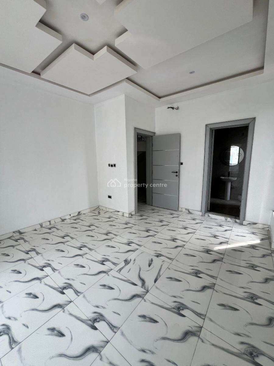 4 Bedrooms  Semi Detached Duplex, Vgc, Vgc, Lekki, Lagos, Semi-detached Duplex for Sale